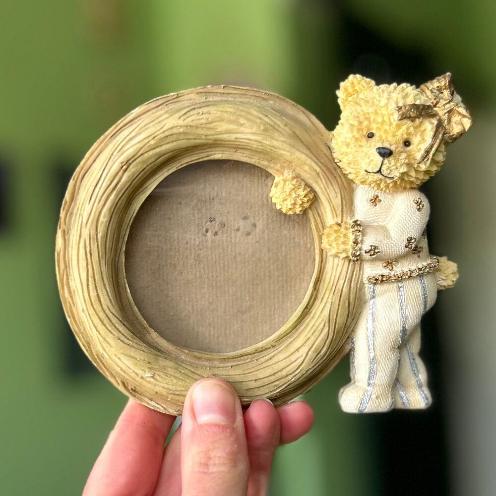VTG Teddy Bear In Bow Textured Charming Picture Frame Accent